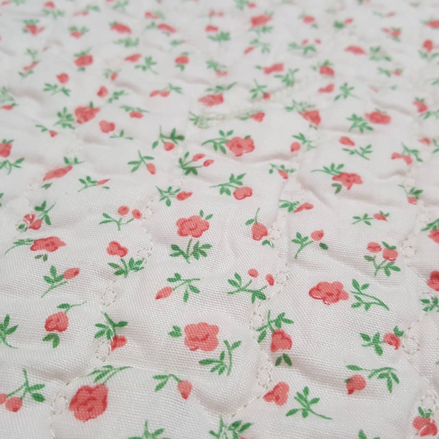 Sea Glass Quilted Table Runner: Beachy Pink Star Patchwork, 41.5 x 16
