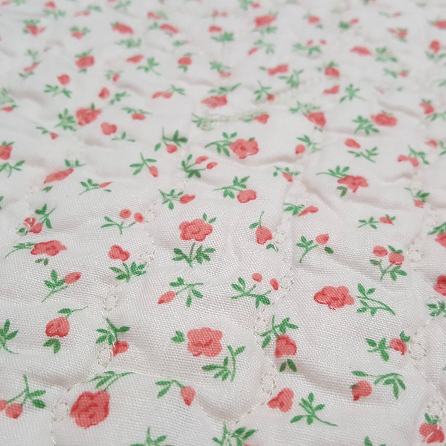 Sea Glass Quilted Table Runner: Beachy Pink Star Patchwork, 41.5 x 16