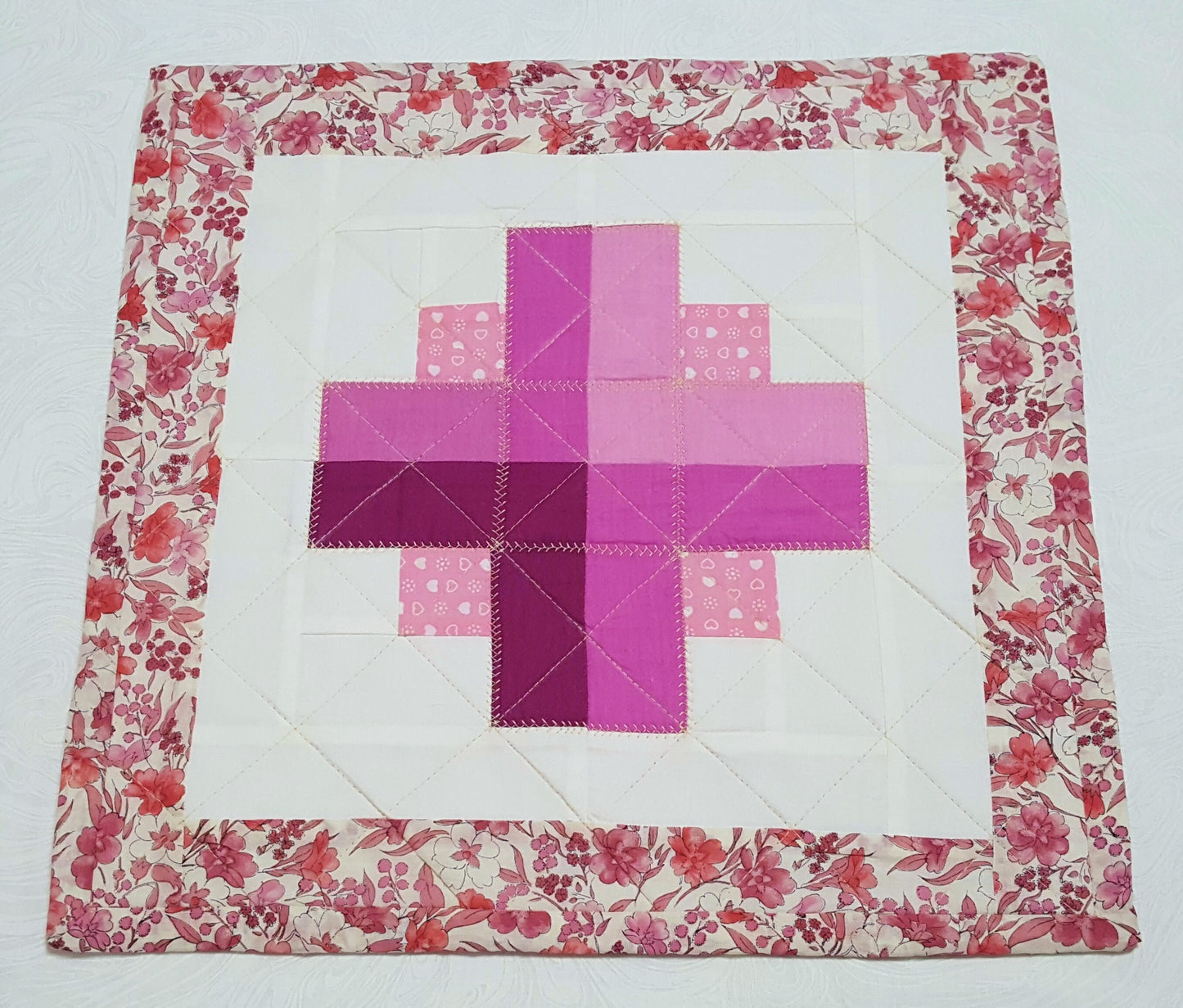 Pink Log Cabin Quilted Table Mat – 14.5" Square – Handmade Cotton Patchwork