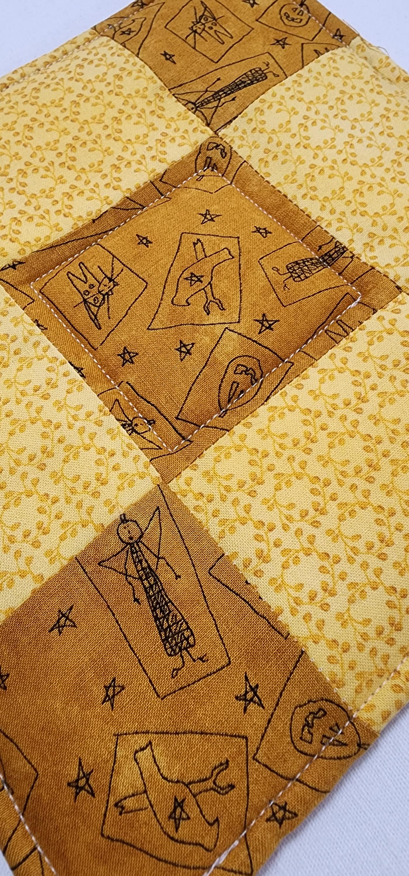 Handmade Nine Patch Quilted Potholder – Yellow & Tan Primitive Print – Trivet