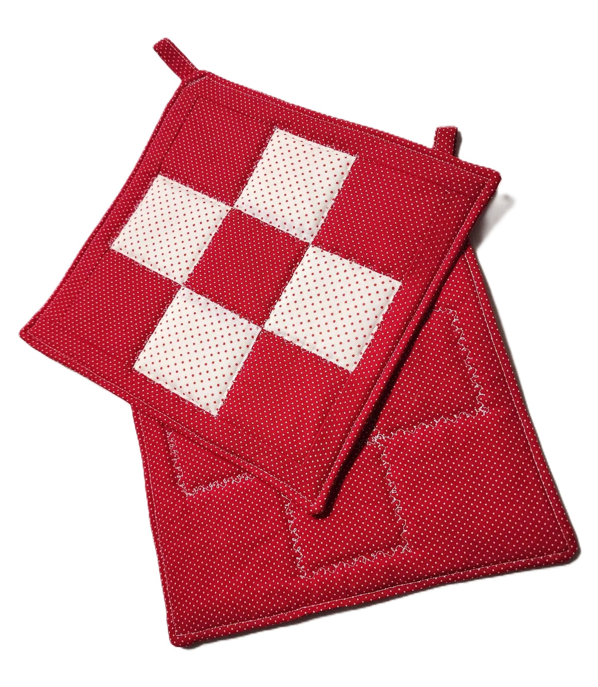 Handmade Nine Patch Quilted Potholder – Holiday Kitchen Decor