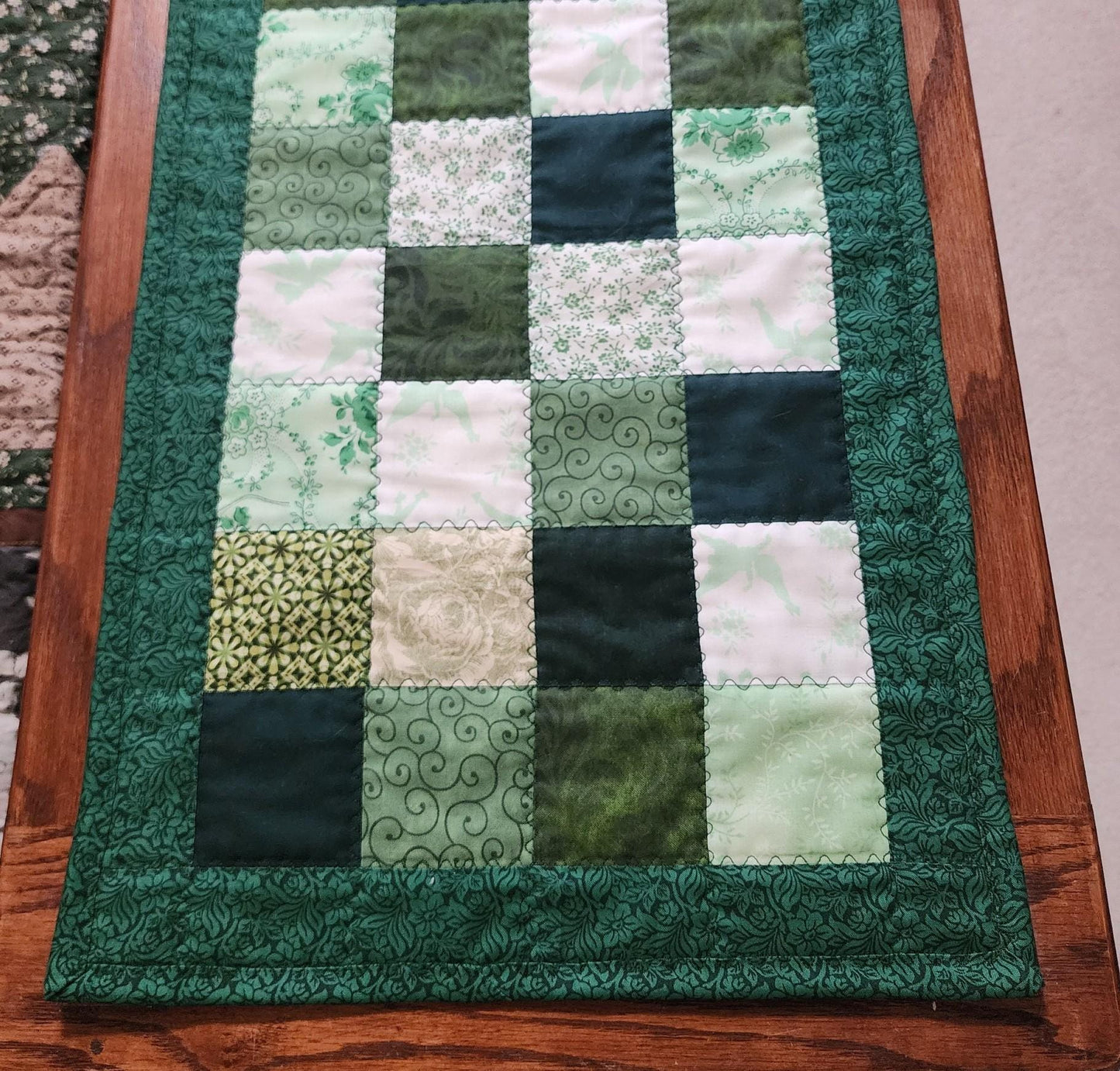 Quilted Green & White Patchwork Table Runner – 100% Cotton – St. Patrick’s Day or Spring Decor