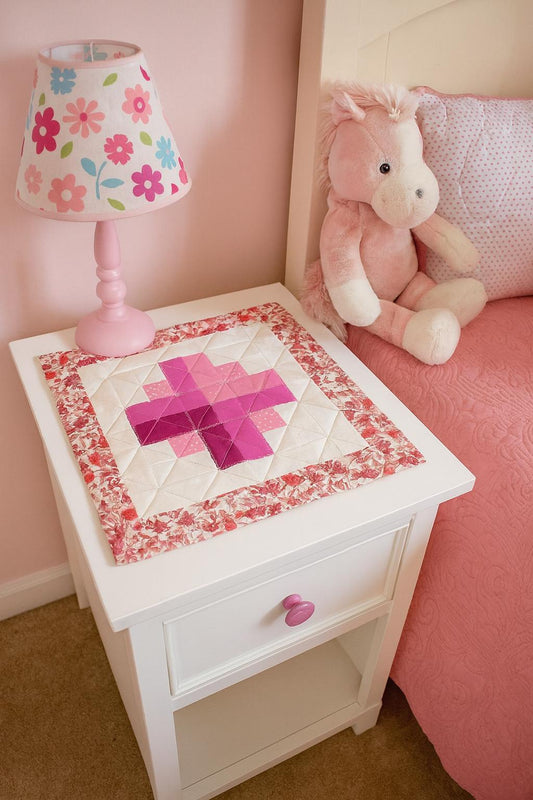 Pink Log Cabin Quilted Table Mat – 14.5" Square – Handmade Cotton Patchwork