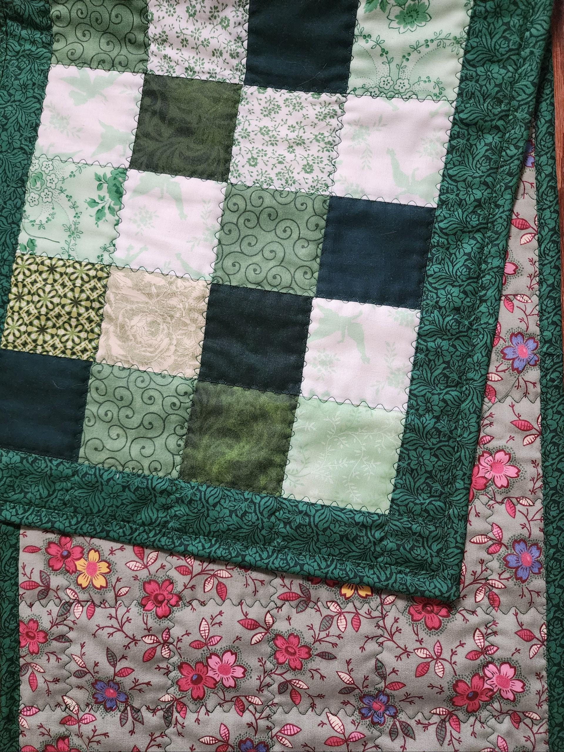 Quilted Green & White Patchwork Table Runner – 100% Cotton – St. Patrick’s Day or Spring Decor