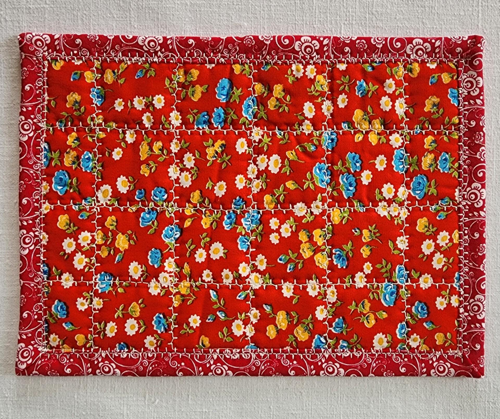 Red Quilted Mug Rug • Candle Mat • Handmade Patchwork Coaster • Red & White Cotton Mini Quilt