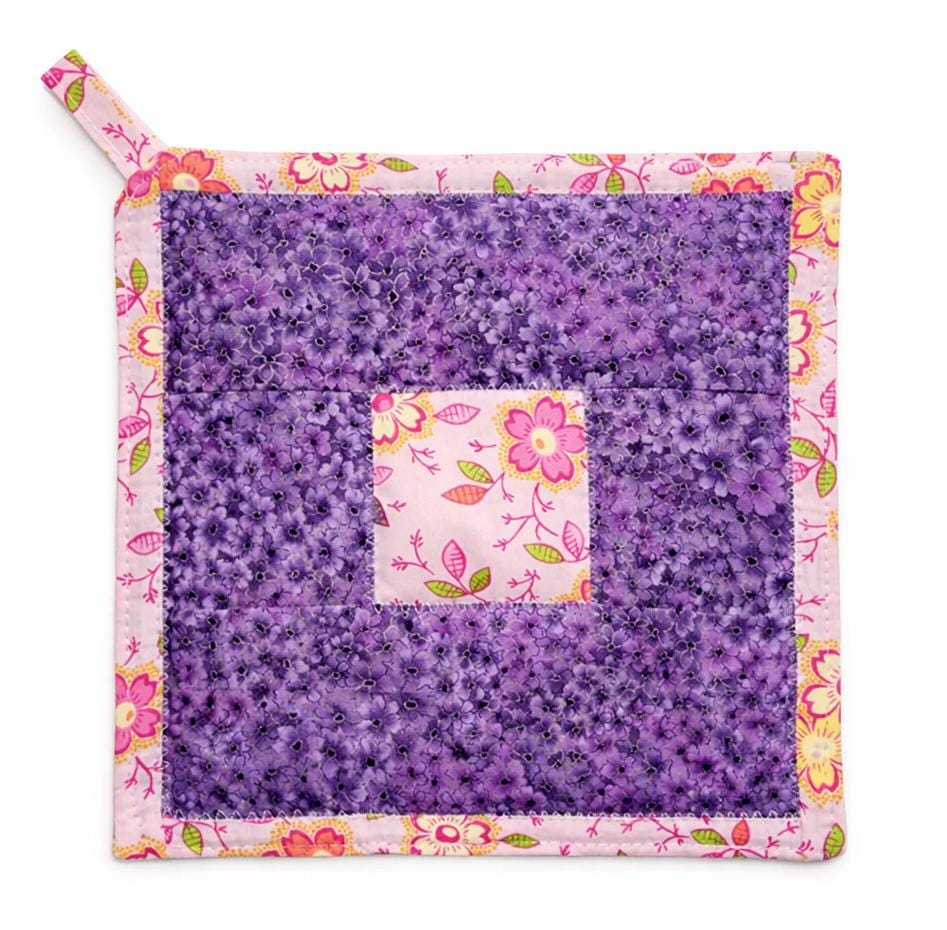 Purple & Pink Floral Quilted Potholder – Handmade Cotton Hot Pad, Square‑in‑a‑Square Pattern, Kitchen Decor